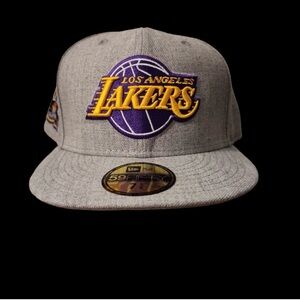 NWT New Era Los Angeles Lakers Hat 59FIFTY Size 7 5/8 Gray Color